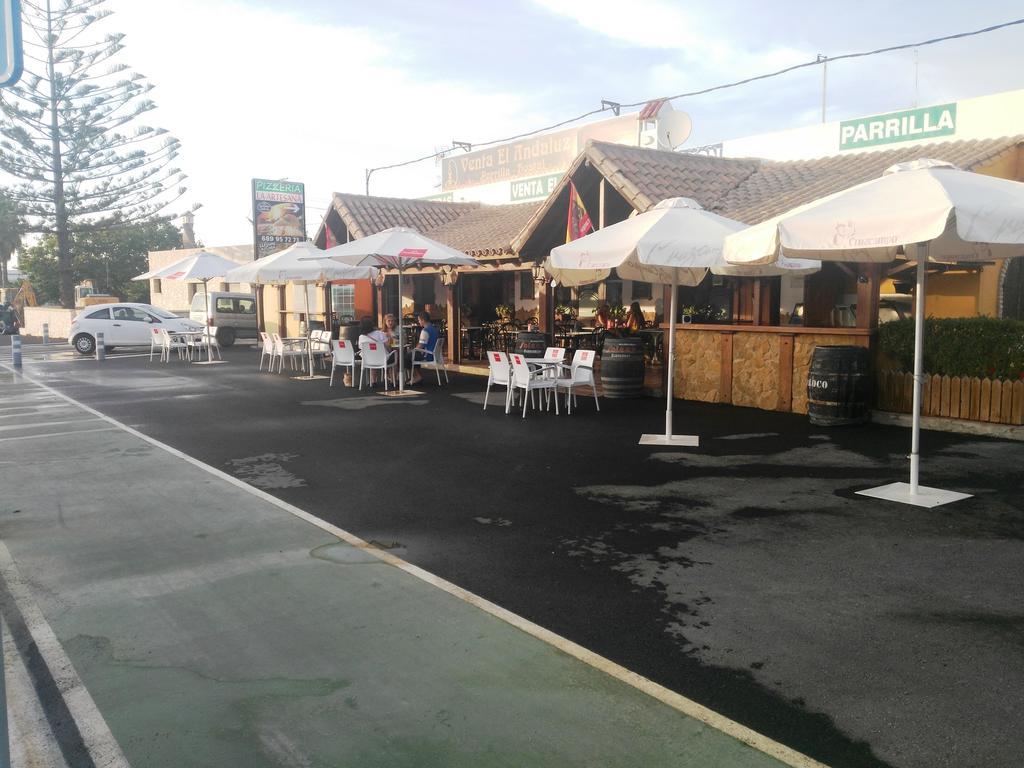 Parrilla Venta El Andaluz Hotell Conil De La Frontera Exteriör bild